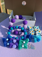 Load image into Gallery viewer, PawMat Pom &amp; Bow Box (Monthly Subscription)
